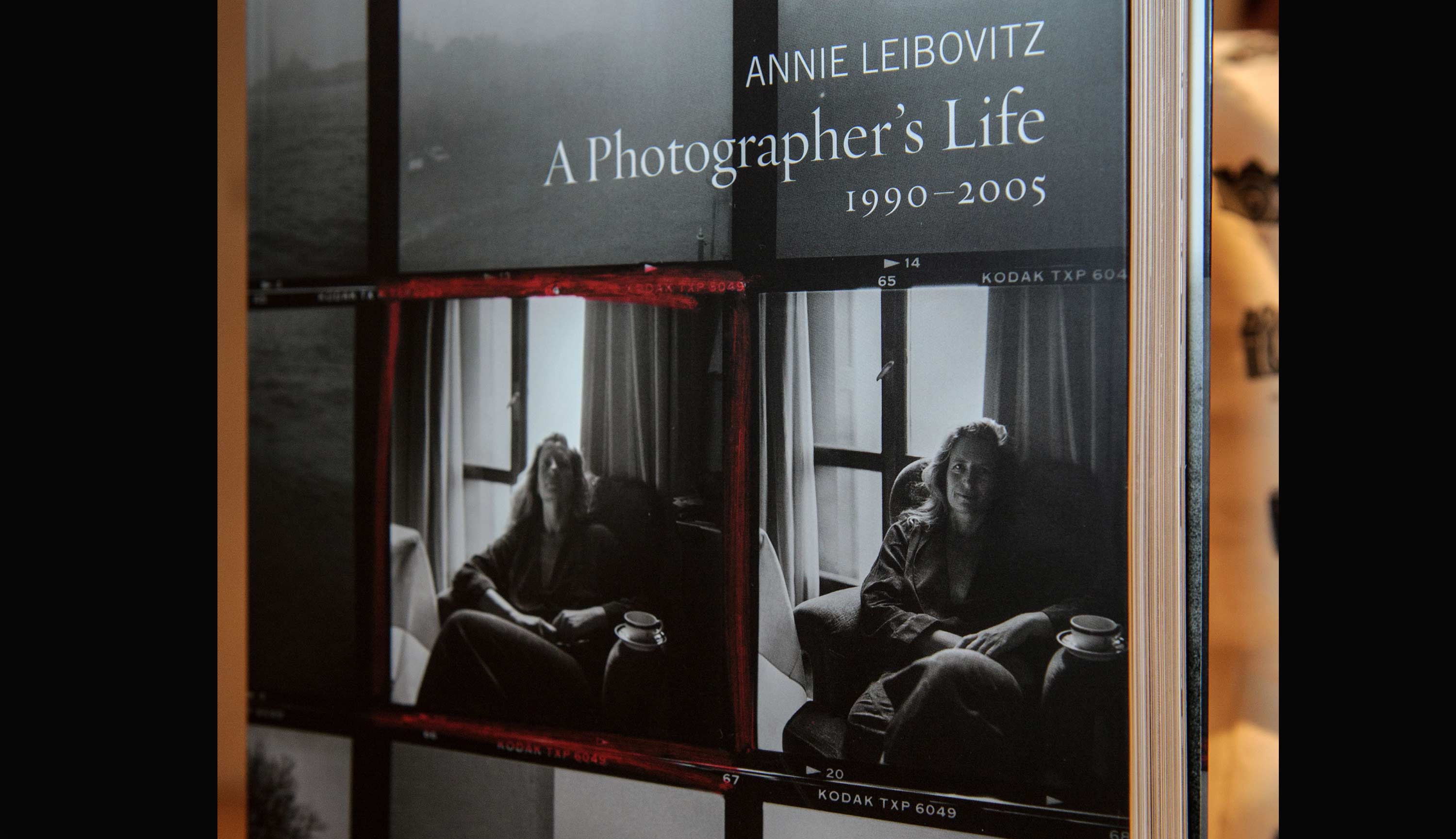 Annie Leibovitz A photographer's life 1990-2005 book