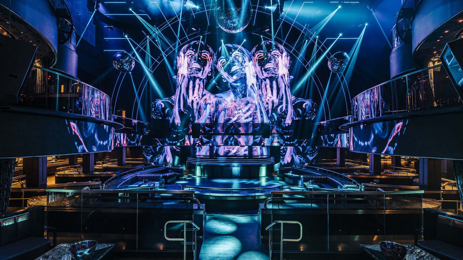 DJ deck at Marquee, the largest nightclub in Singapore, a perfect nightlife spot for your 3 days 2 nights itinerary 
