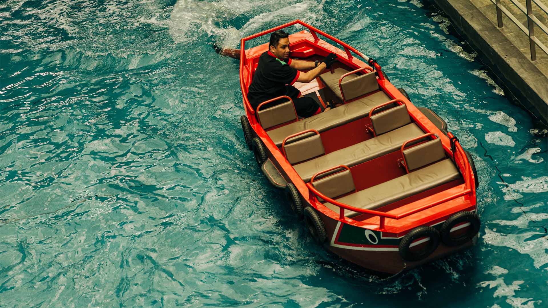 Sampan Rides at Marina Bay Sands