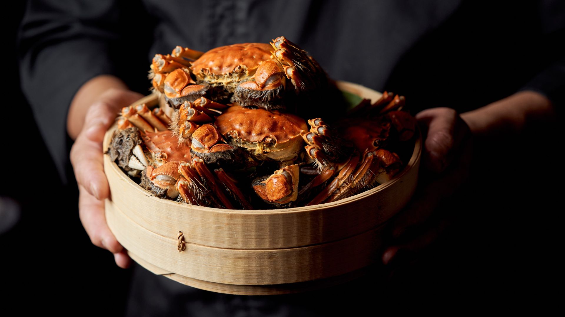 Savour Jiangsu hairy crab at Mott32 Singapore