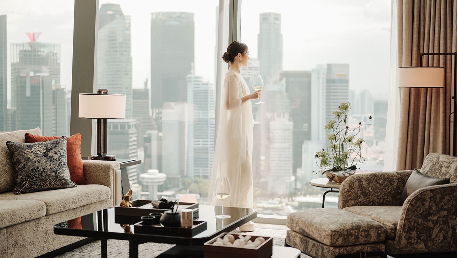 Guest in a 5 star hotel room at Marina Bay Sands