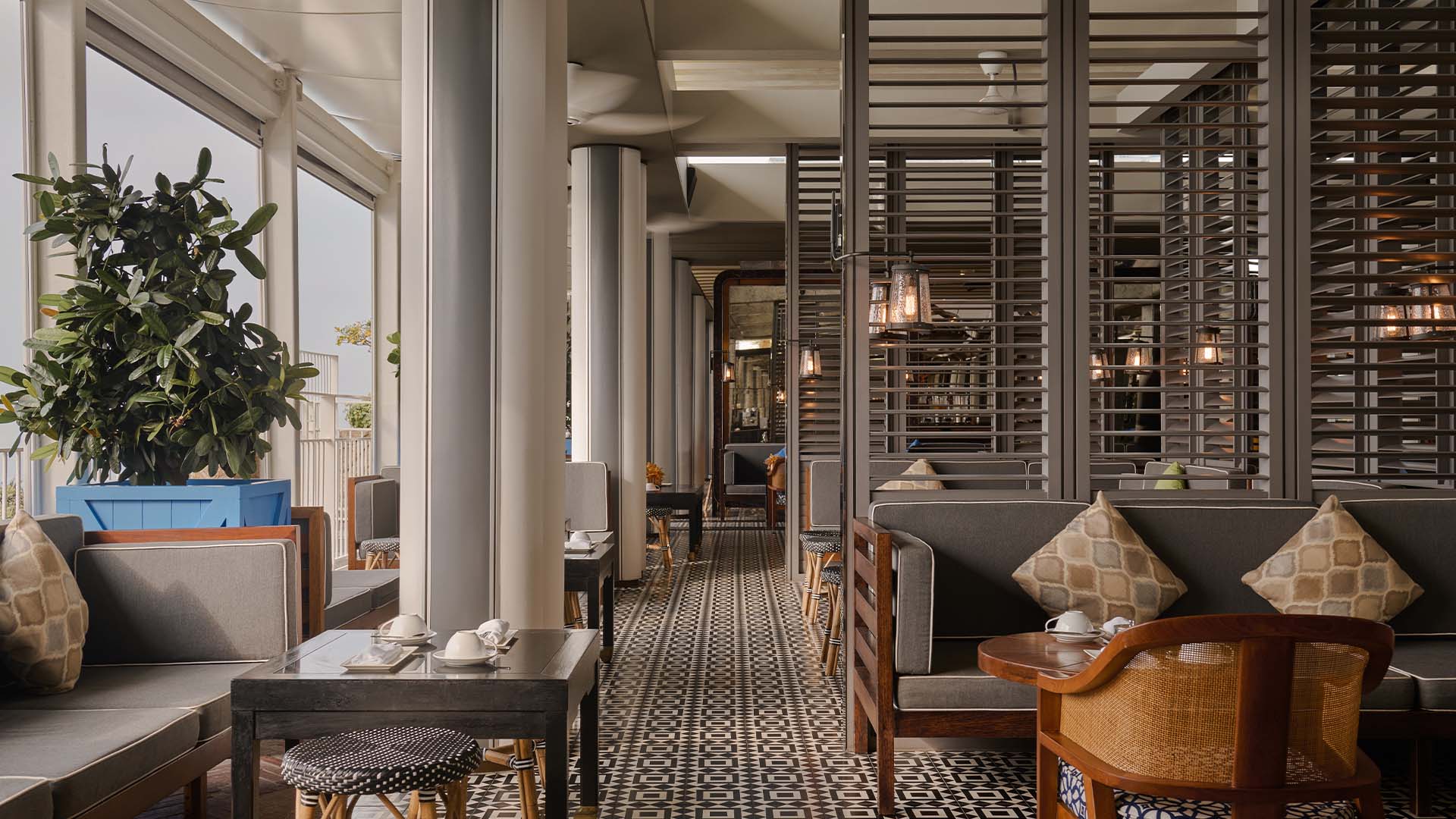 Rooftop bar in Singapore at the rooftop of Marina Bay Sands