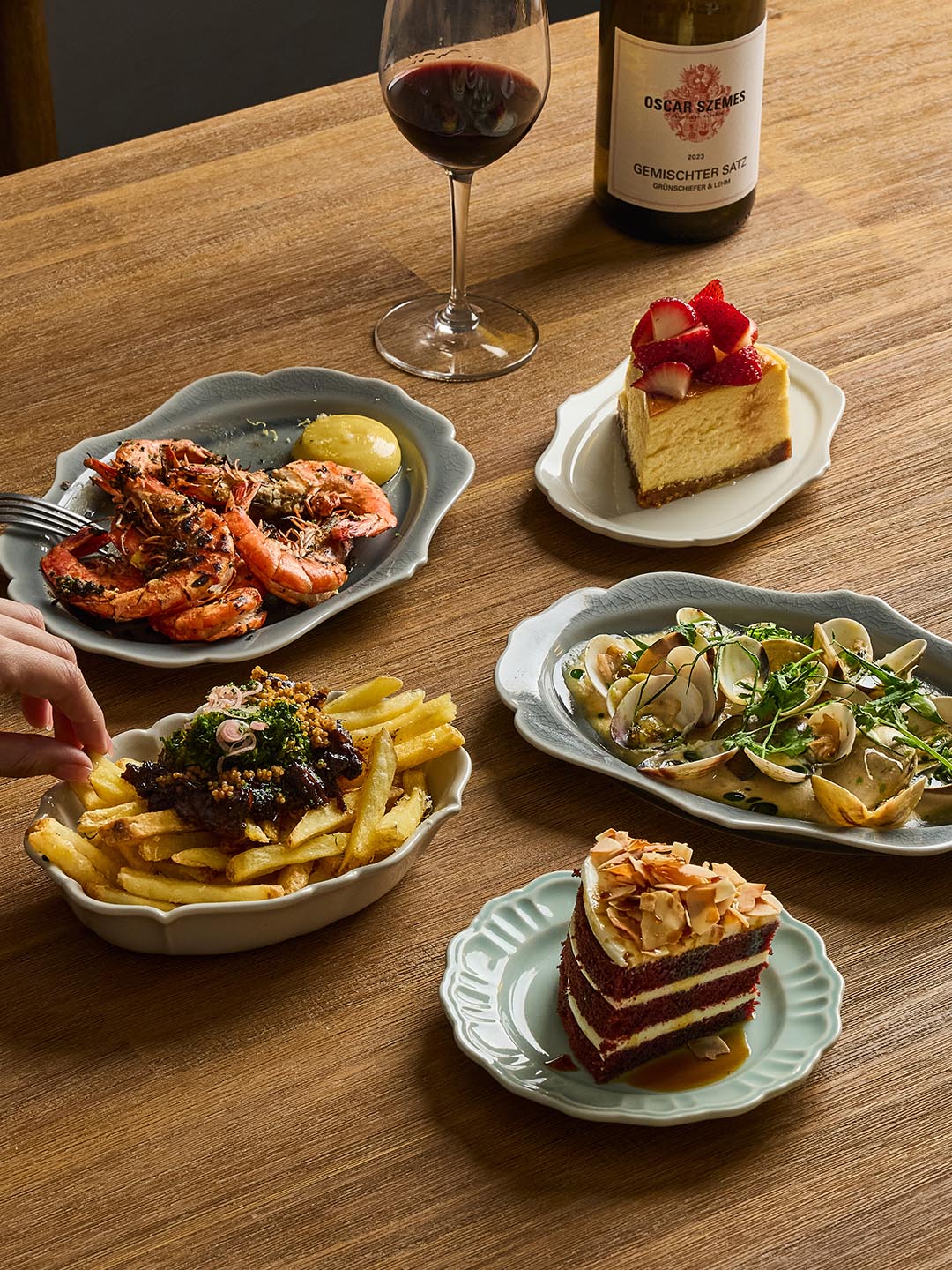 The Shoppes | Shopping Mall with Luxury Brands | Marina Bay Sands