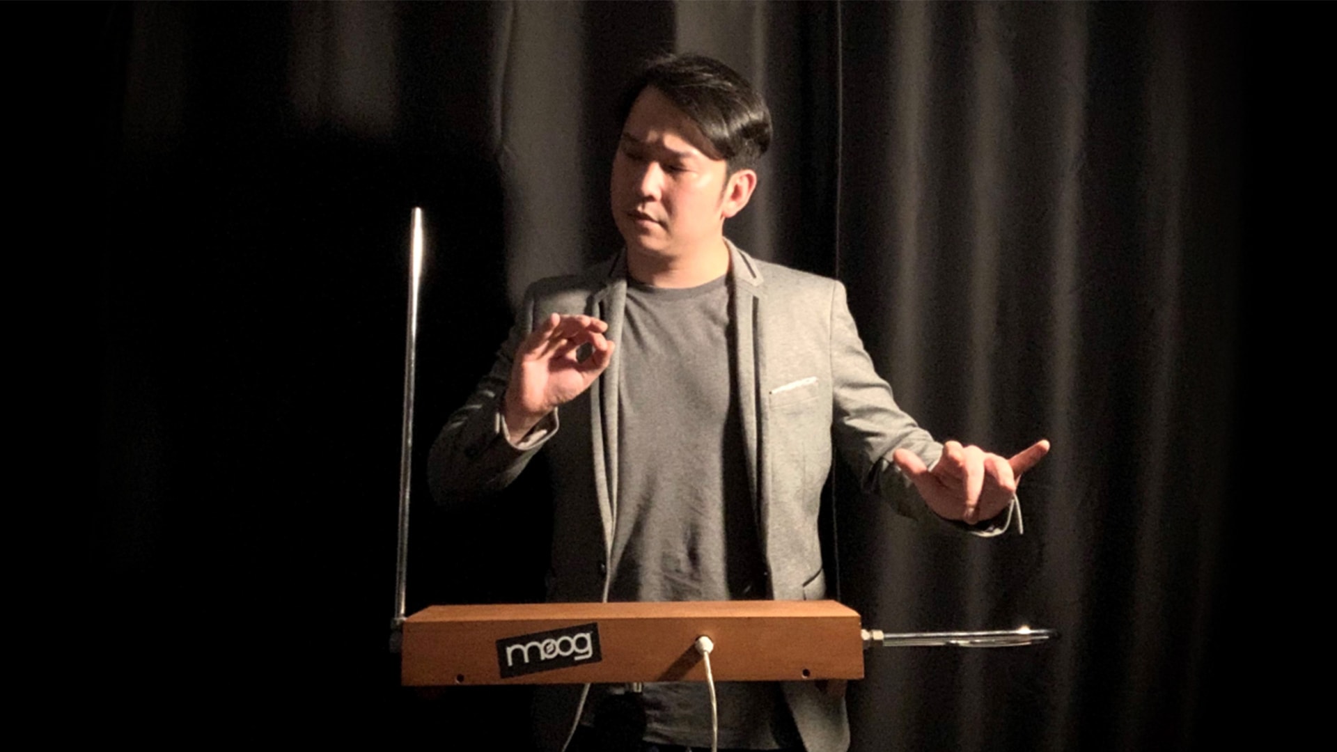 No Touch, Just Play – A Theremin Demonstration by Chris Ang