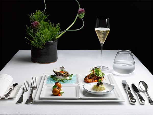 Set Lunch at CHINOISERIE