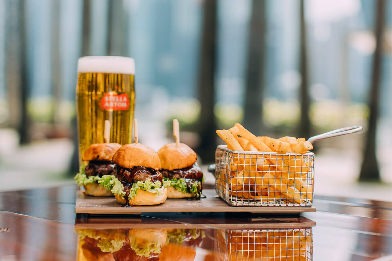 Dallas Cafe & Bar Restaurant in Singapore Marina Bay Sands