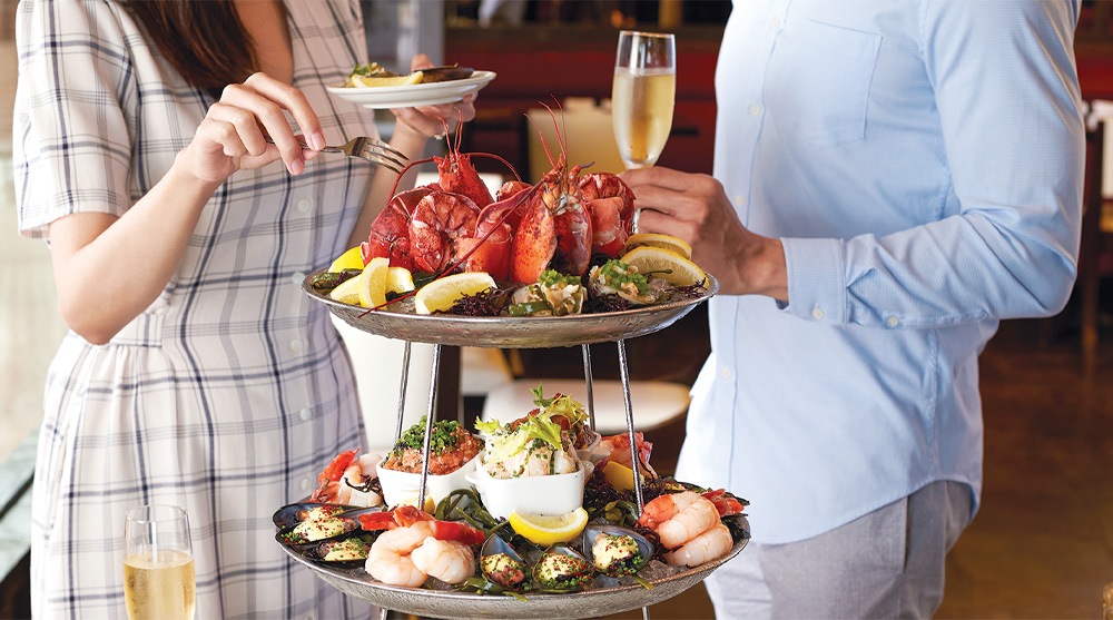 An instagrammable Signature Seaflood Platter at db Bistro, Marina Bay Sands