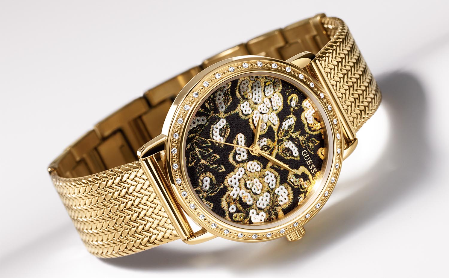 GUESS: WILLOW in Gold (W0822L2)