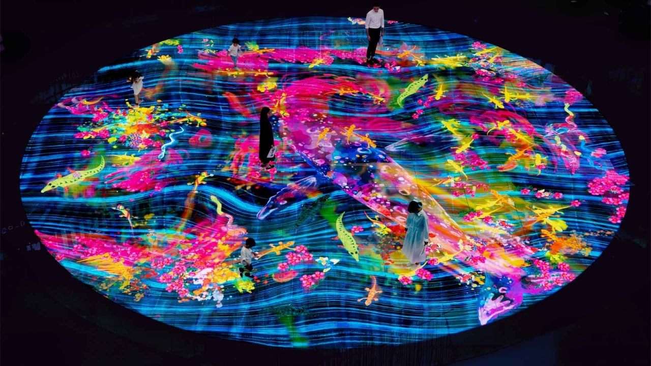 Digital Light Canvas, a popular attraction and place to take photos in Singapore