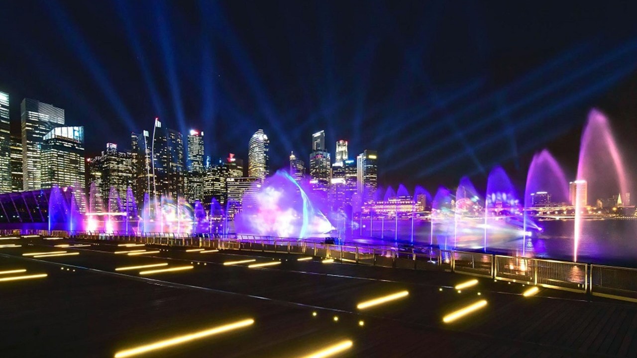 Spectra, a light and water show, a kid-friendly activity near a family room hotel in Singapore