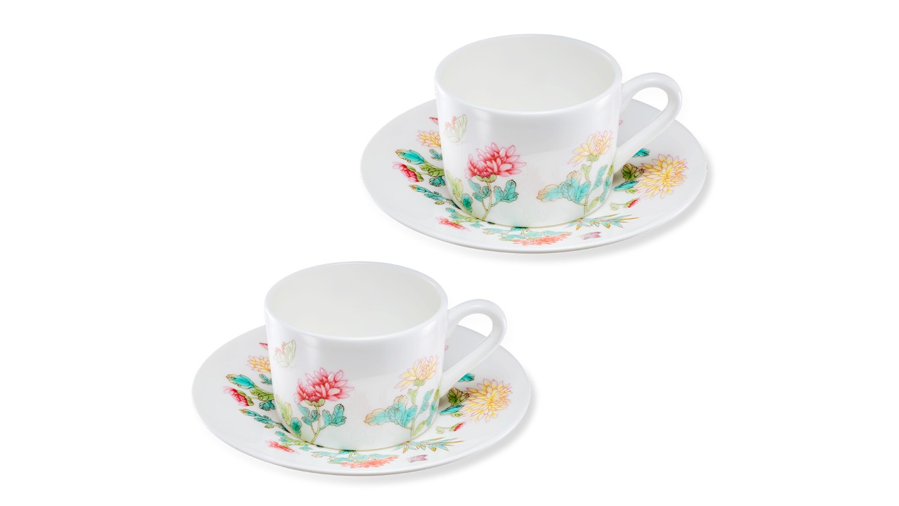 Twin cups and saucer with floral details for a housewarming gift