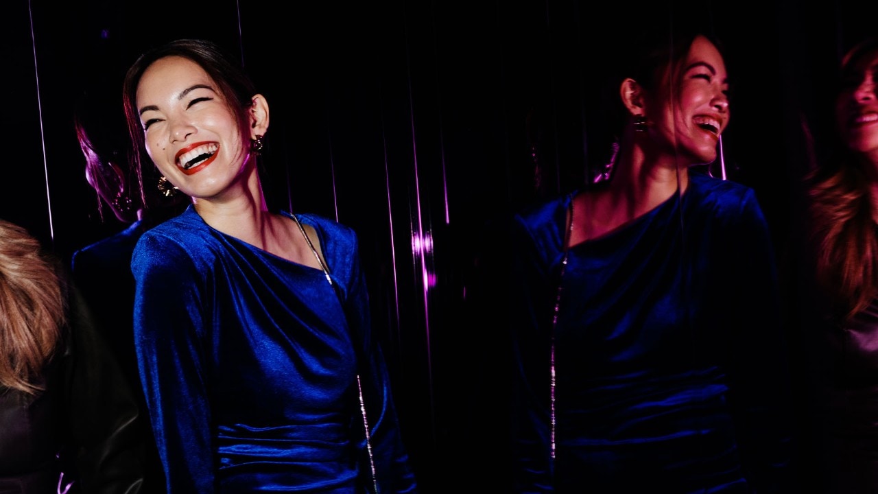 Lady enjoying ladies night in Singapore