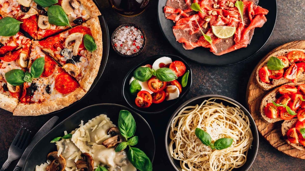 Pizzas to enjoy at the best Italian Restaurants in Singapore