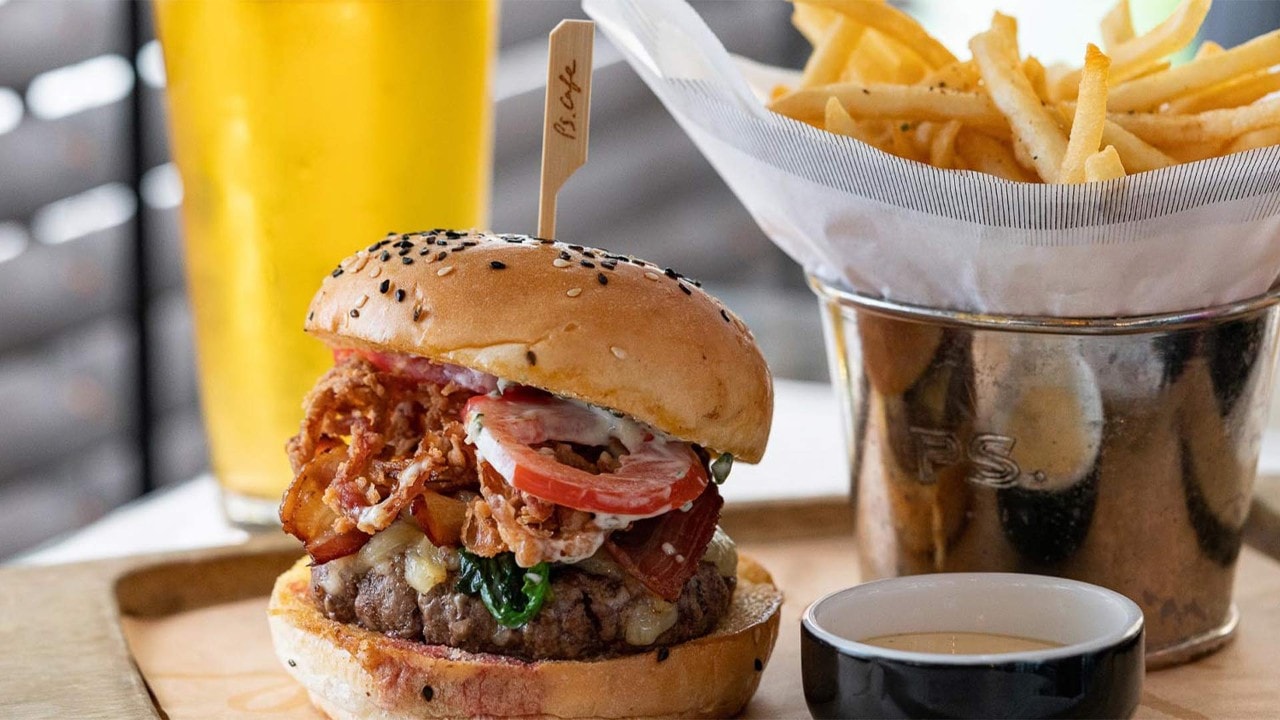 Angus beef burger, one of the best burgers in Singapore, at PS.Cafe