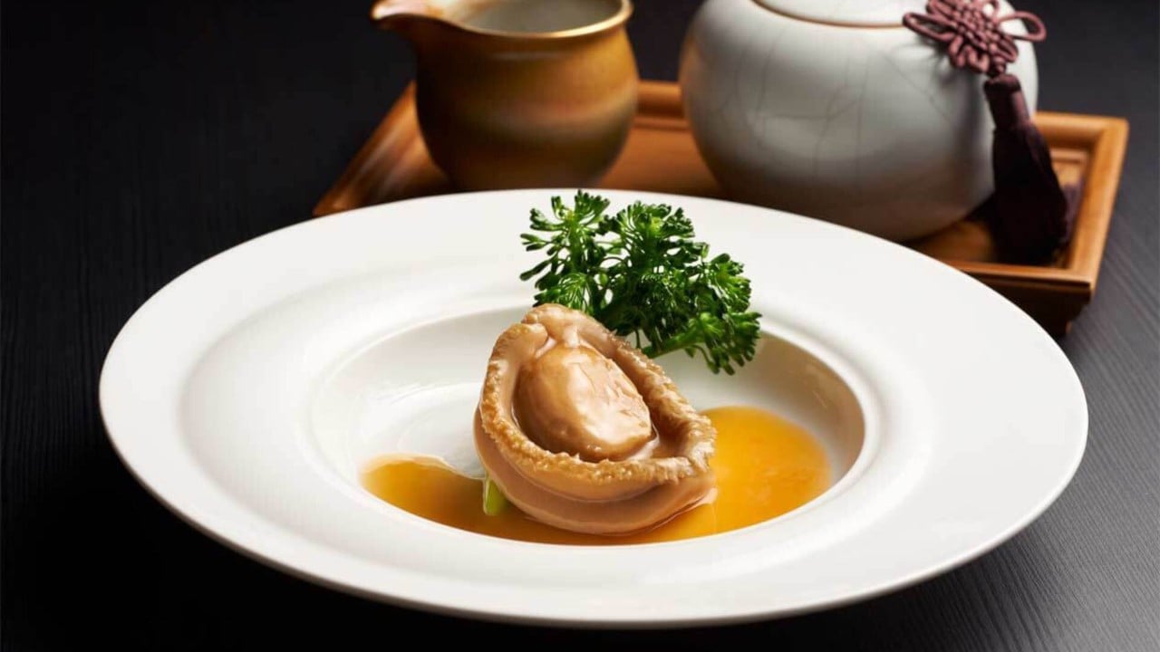 Abalone from BLOSSOM, a fine dining restaurant with one of the best Chinese cuisine in Singapore