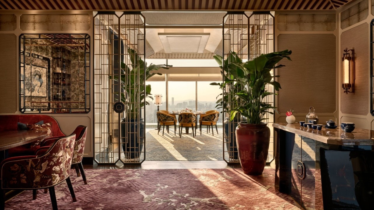 Interior and dining area of Jin Ting Wan, a Chinese fine dining restaurant in Singapore