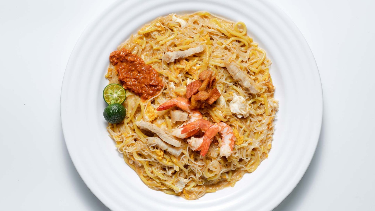 Hokkien Prawn Noodles at Rasapura Masters, one of the best places to eat Singapore local food