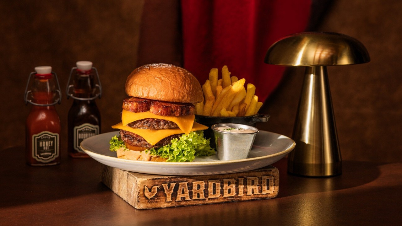 Burger for a casual lunch at Yardbird in Singapore