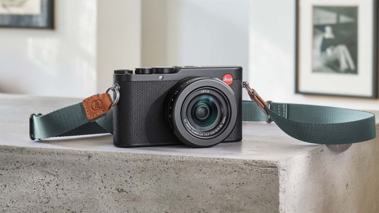 Digital camera in silver for Mother's Day gift from Leica