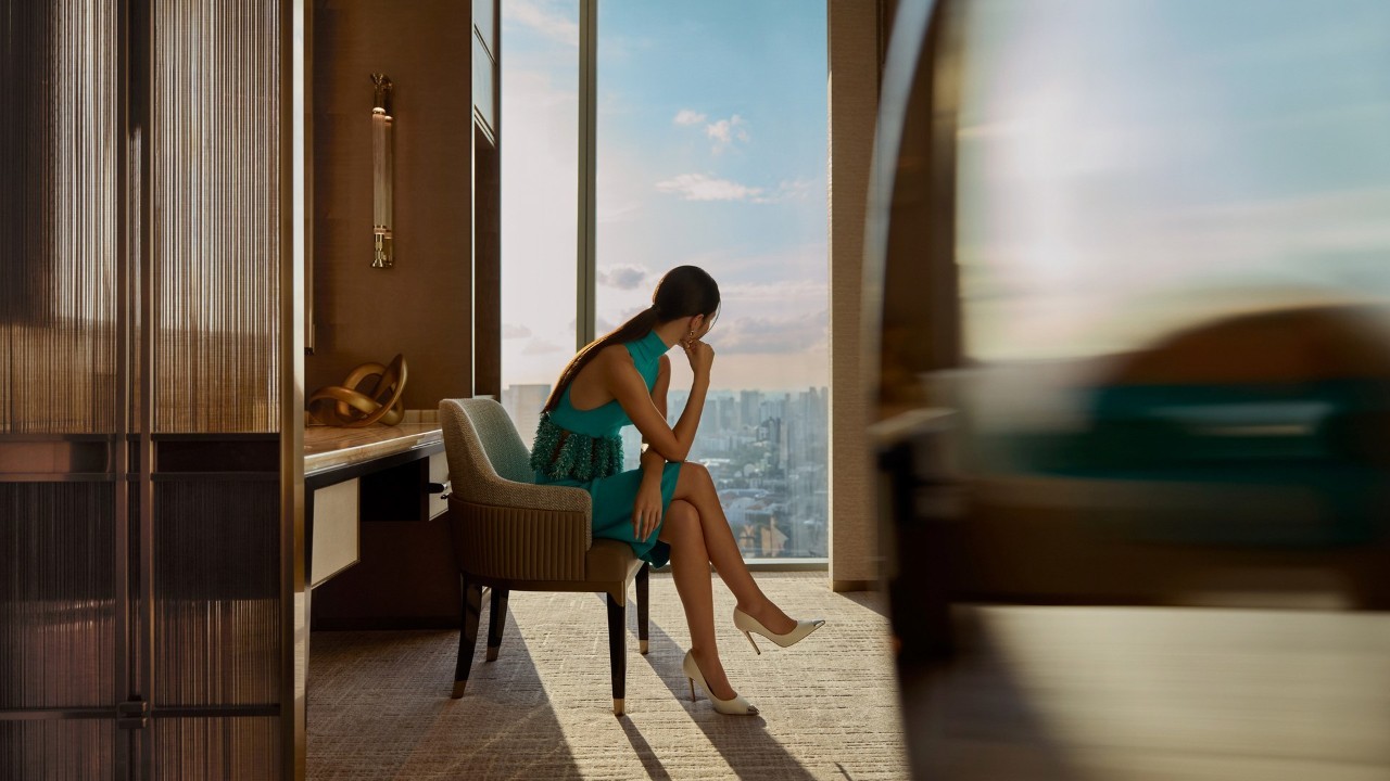 Luxury suite with view of Singapore