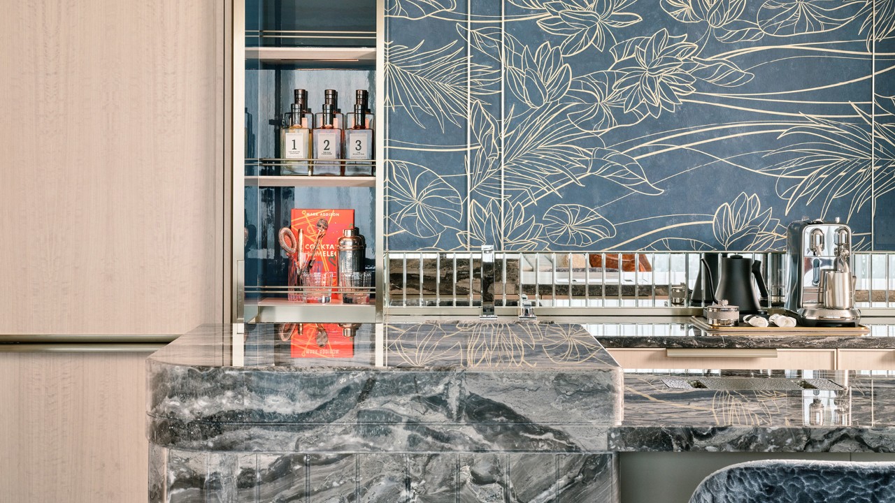 Suite with Social Kitchen with Island