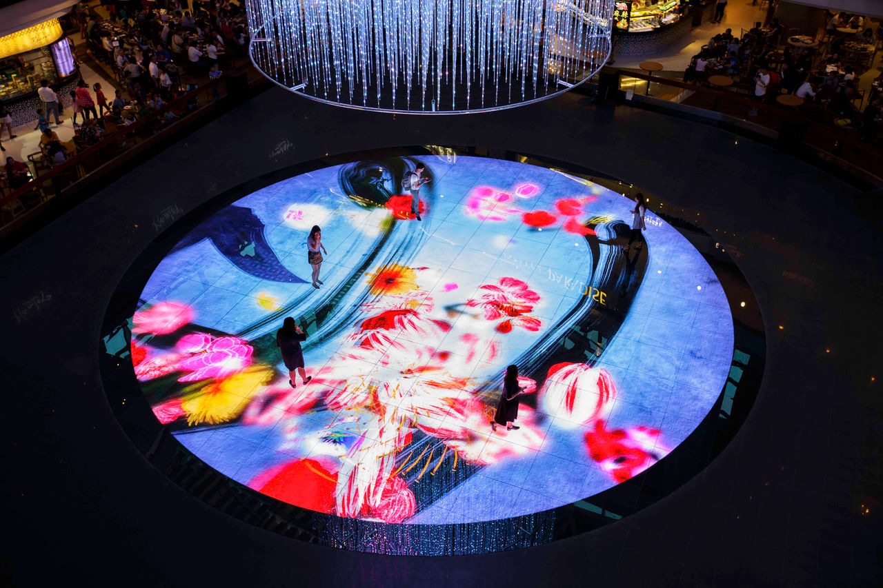 Strokes of Life, Digital Light Canvas_1 (credit to teamLab).jpg