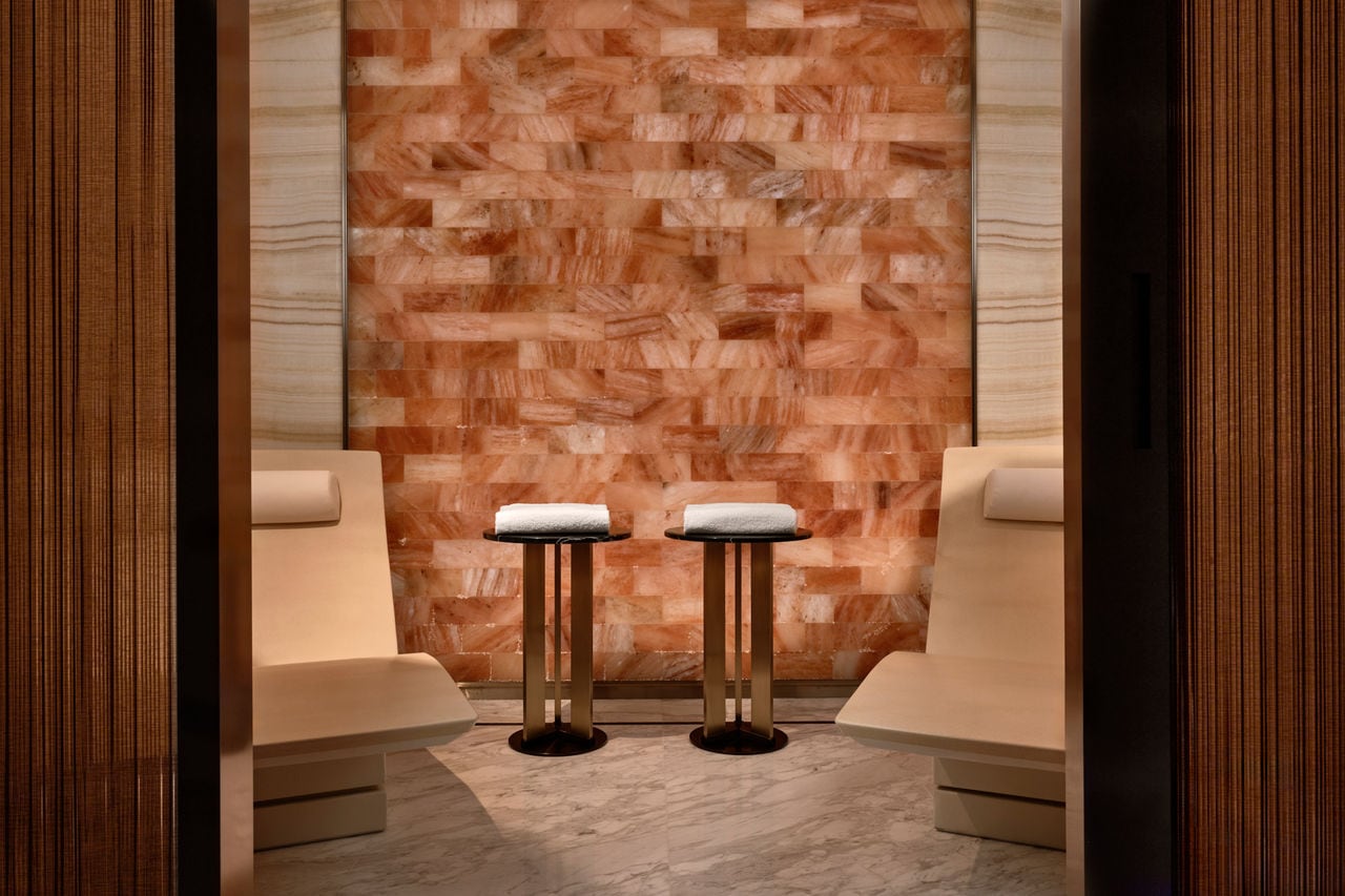 Himalayan salt wall in the Horizon Suite at Marina Bay Sands.