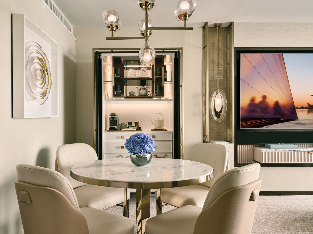 Paiza Premier Suite - Sea View-13.jpg