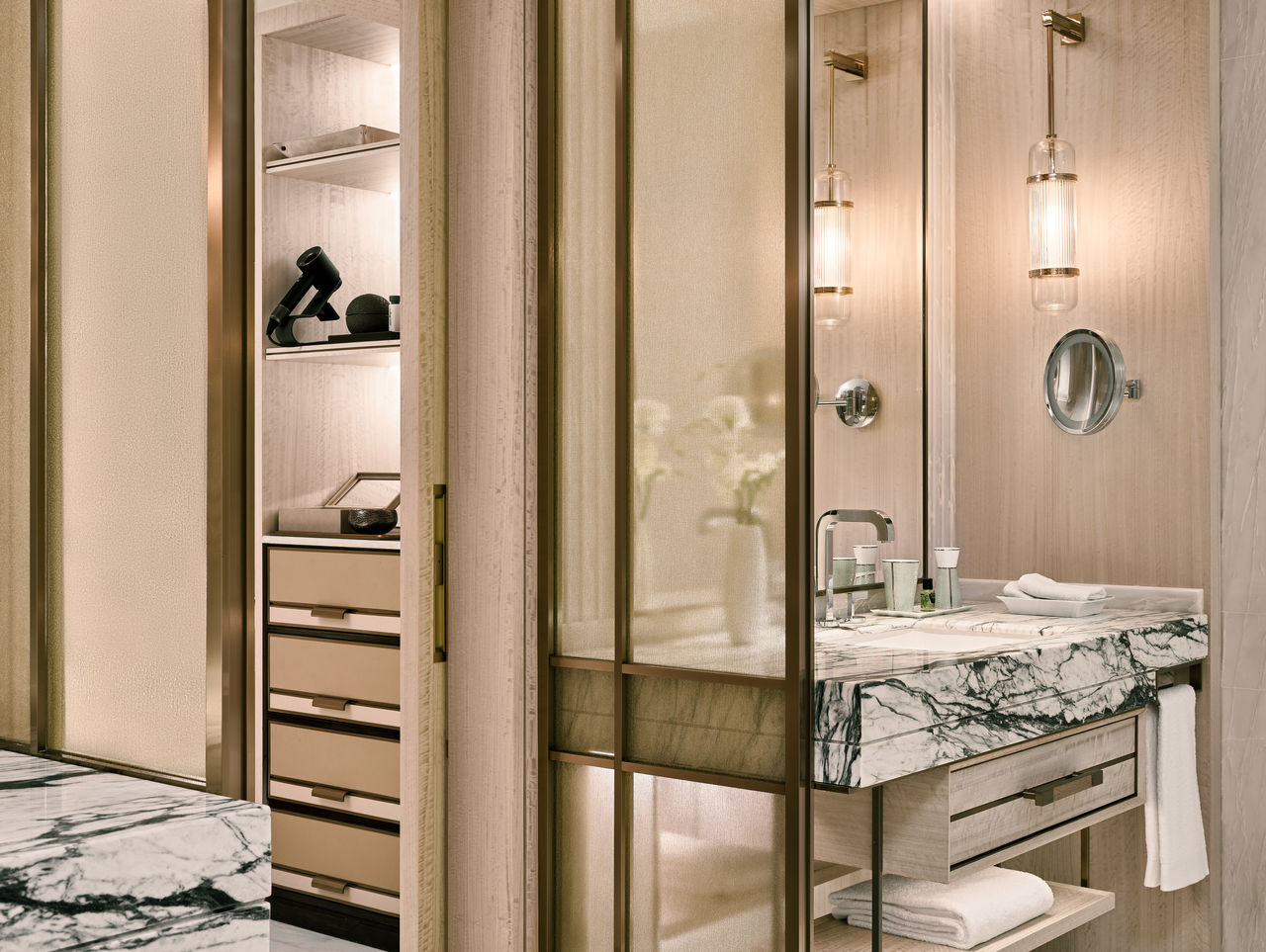 Paiza Premier Suite - Sea View-17.JPG