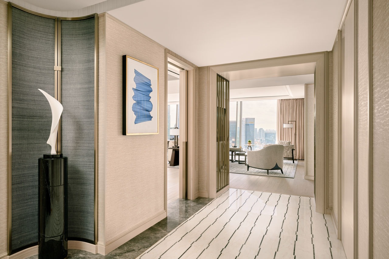 Paiza Signature Suite - City View-1.JPG