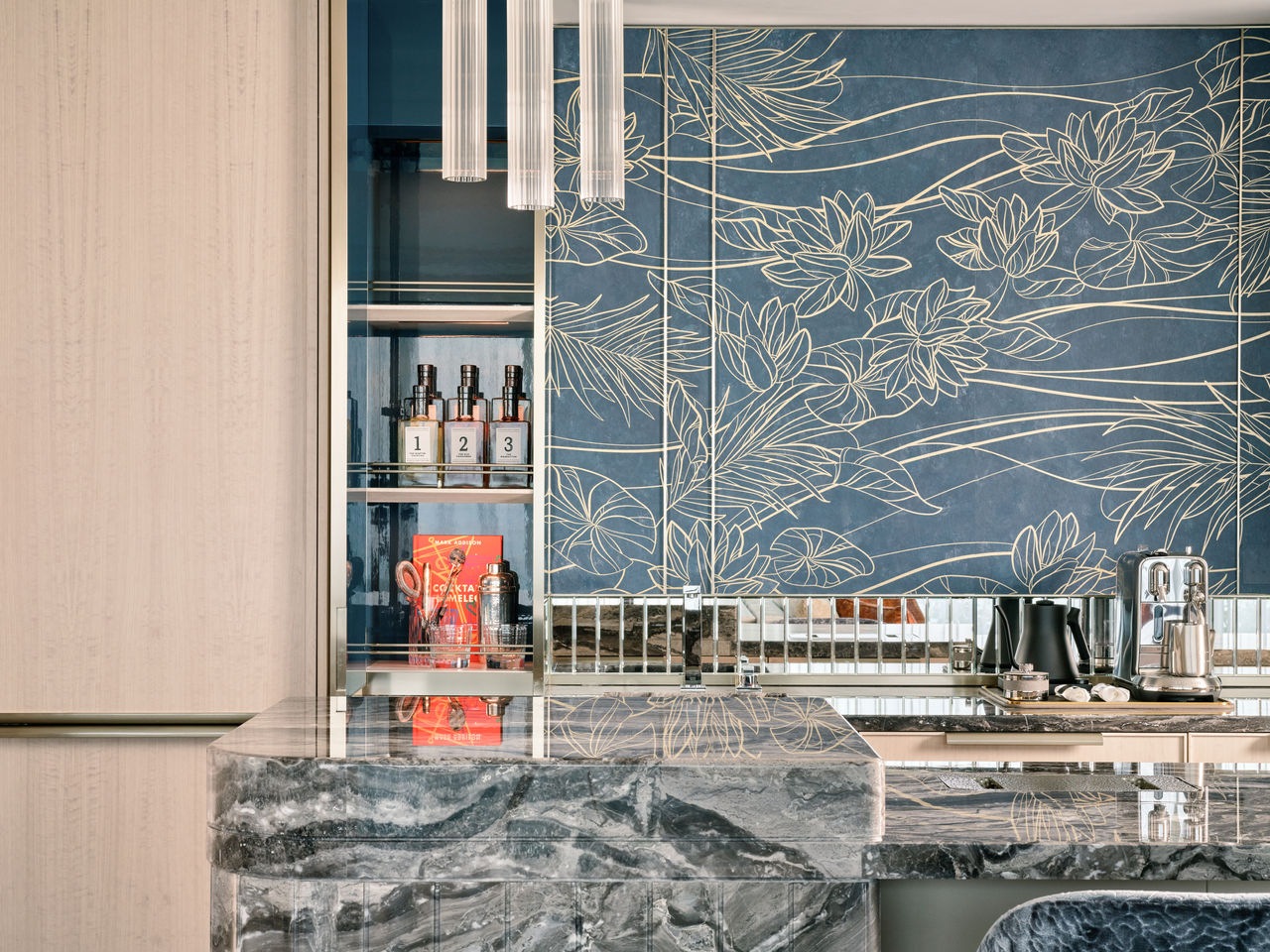 Paiza Signature Suite - Sea View-4.JPG