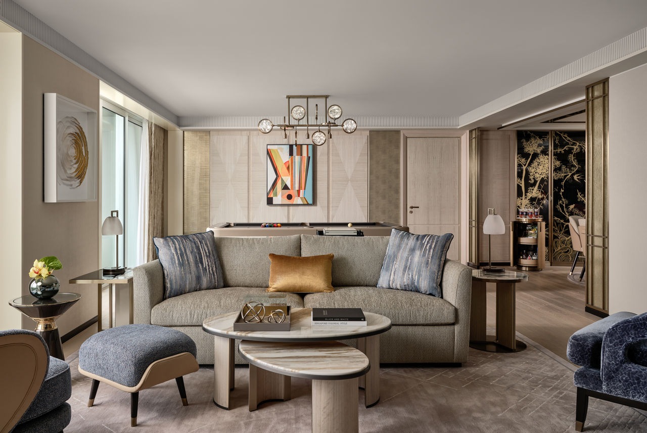 Sands Signature Suite - Pool Table-1.JPG
