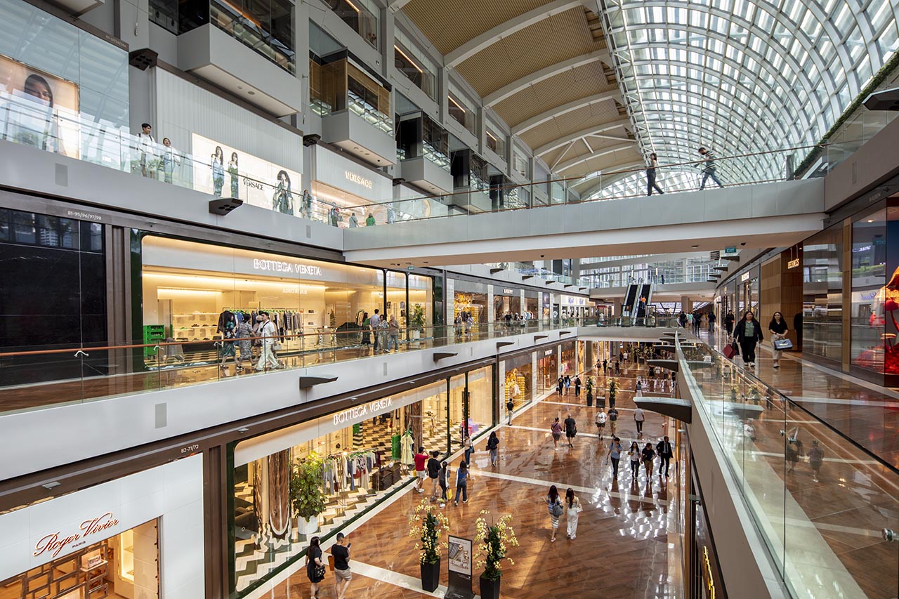 The Shoppes at Marina Bay Sands is home to a grand assembly of 19 duplexes_2.tif