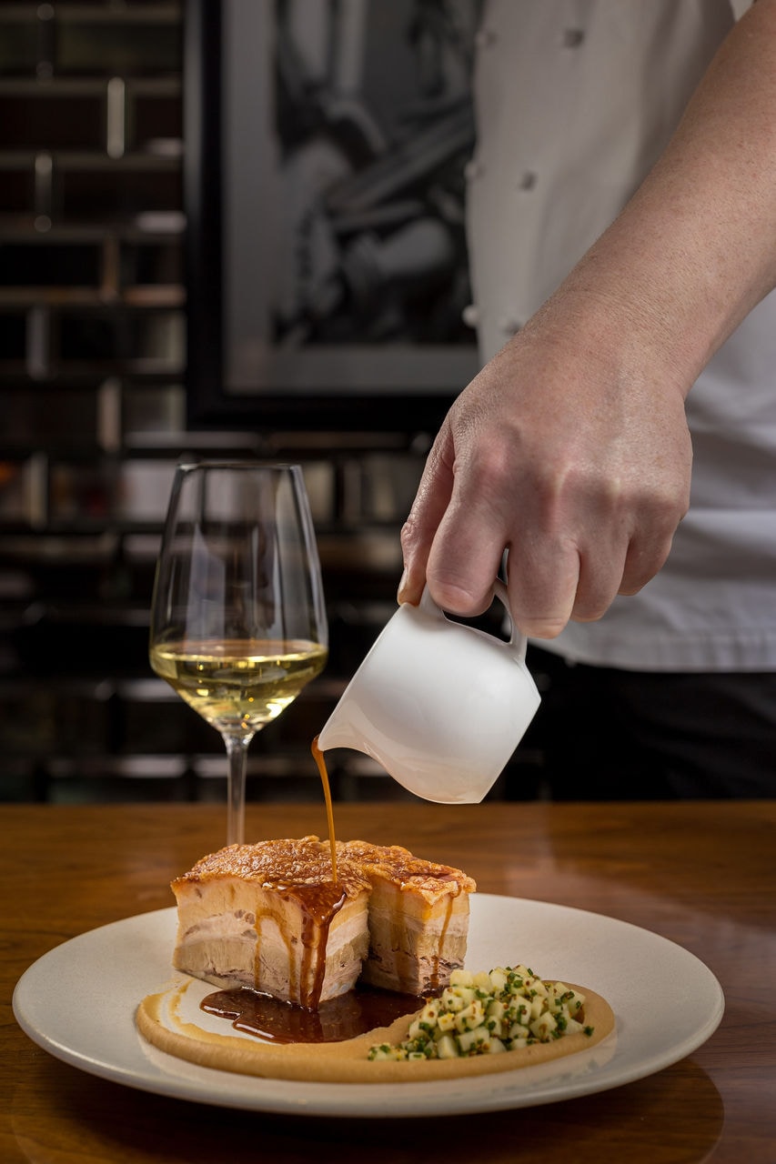 Bread Street Kitchen_Slow Roasted Dingley Dell Pork Belly, Braeburn Apple.jpg
