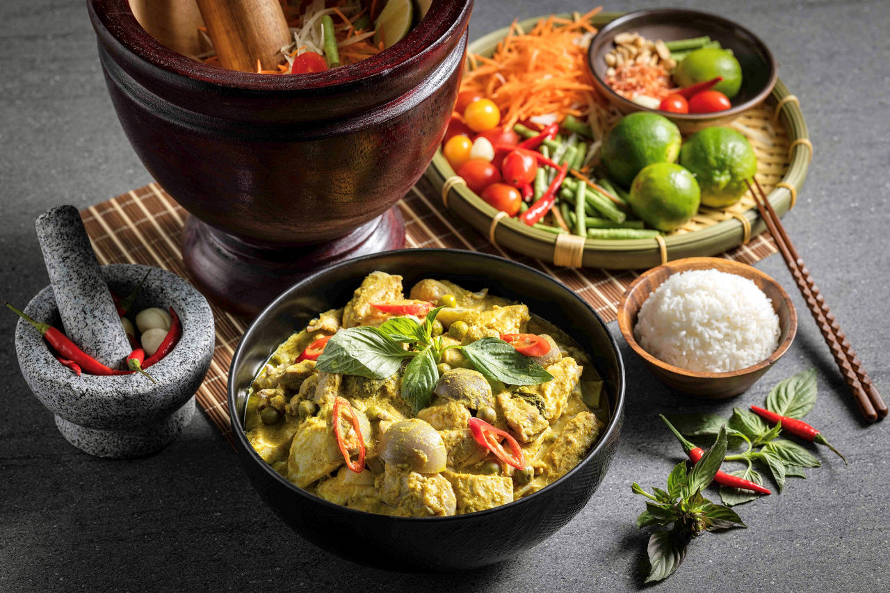 RISE_Thai Green Curry with Chicken.jpg