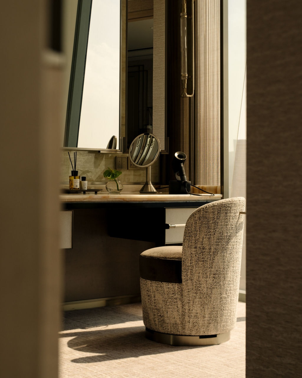 Paiza Collection Suite Interior-8.jpg